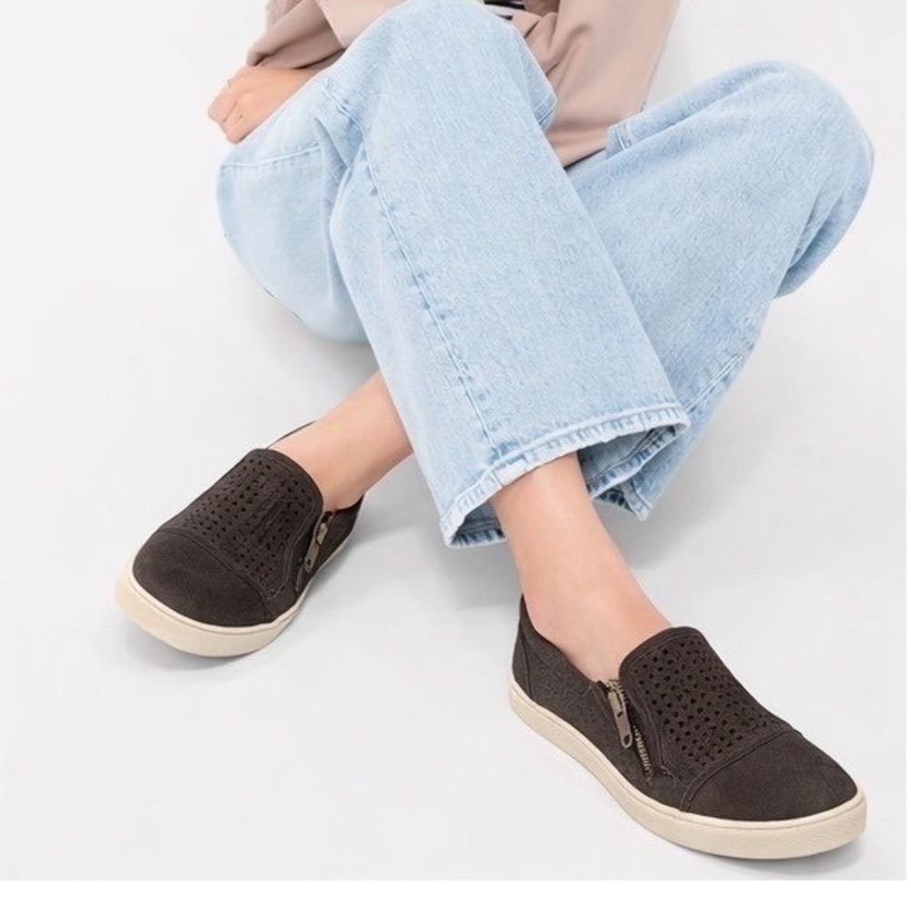 Report Gray Alexa Slip On Sneakers Loafers Shoes